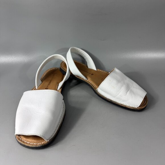 Spanish Sandal Co. Classic White Sandals, Size 40 (US 9.5) - Picture 2 of 14
